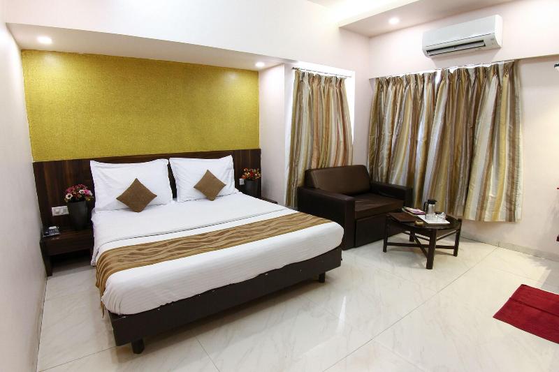 Photo of Hotel Sunny International, 3-star hotel in Mahabaleshwar (and vicinity)