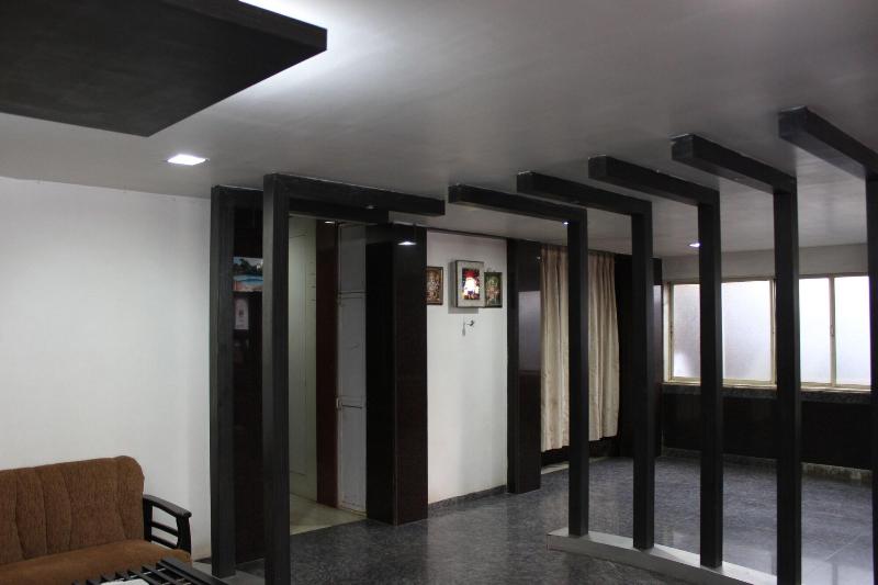 Photo of Hotel Sunny International, 3-star hotel in Mahabaleshwar (and vicinity)
