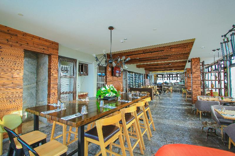 Photo of Hotel XYZ, 3-star hotel in Downtown Tacloban