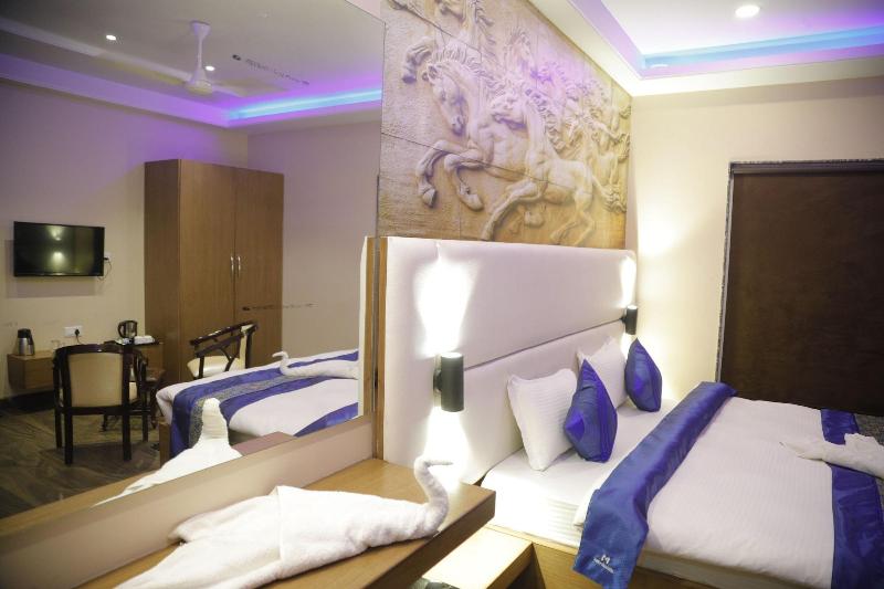 Photo of Hotel The Mansion, 3-star hotel in Mathura (and vicinity)