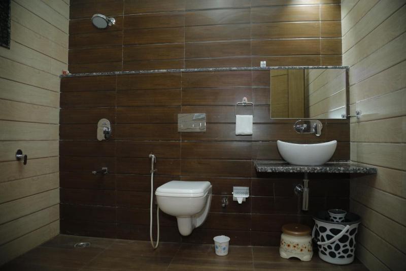 Photo of Hotel The Mansion, 3-star hotel in Mathura (and vicinity)