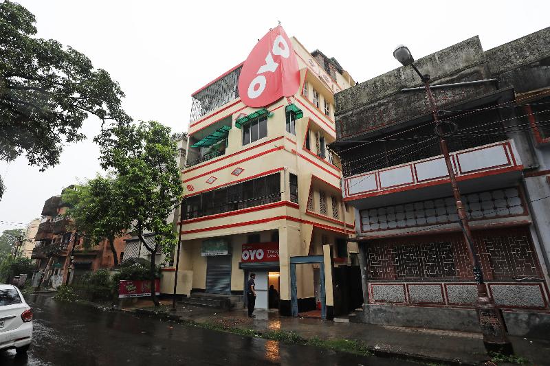 Photo of OYO 11569 Jalan Lake View, 2-star hotel in Kolkata (and vicinity)