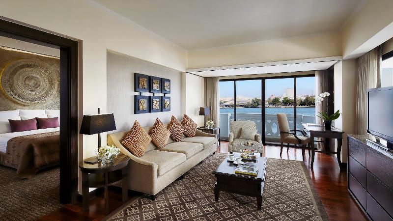 Photo of Riverside Bangkok Hotel, 5-star hotel in Bang Phlat