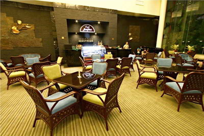 Photo of Apo View Hotel, 4-star hotel in Davao (and vicinity)