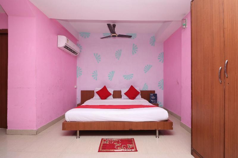 OYO 1764 Hotel Maruti Lodging exterior, 3-Star hotel in Kolkata (and vicinity)