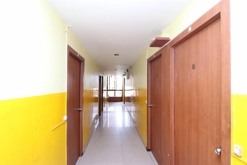 Photo of OYO 1764 Hotel Maruti Lodging, 3-star hotel in Kolkata (and vicinity)