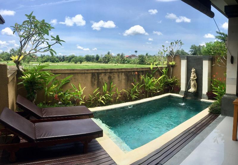 Uma Padi Villa, Singapore