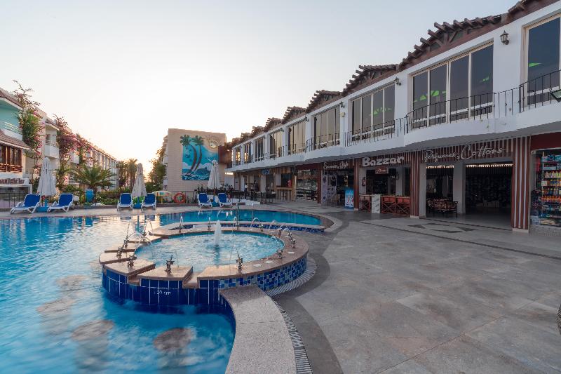 Titanic Beach - Families and Couples only, 5-star hotel in Hurghada (and vicinity)