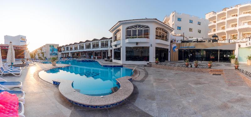 Photo of Titanic Beach - Families and Couples only, 5-star hotel in Hurghada