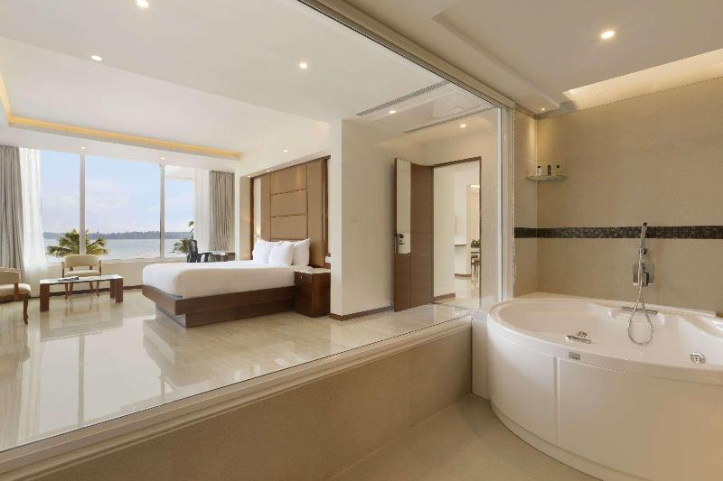 Photo of Ramada Resort by Wyndham Kochi, 5-star hotel in Cochin (and vicinity)