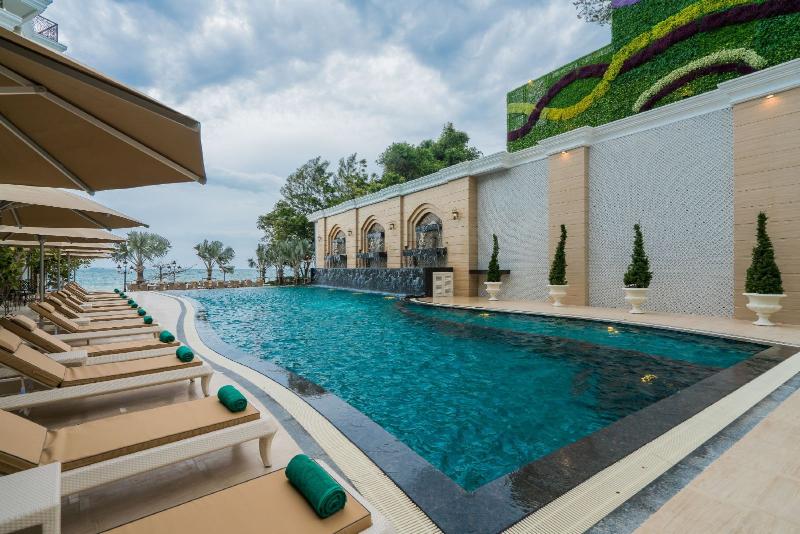 Photo of LK Emerald Beach, 5-star hotel in North Pattaya