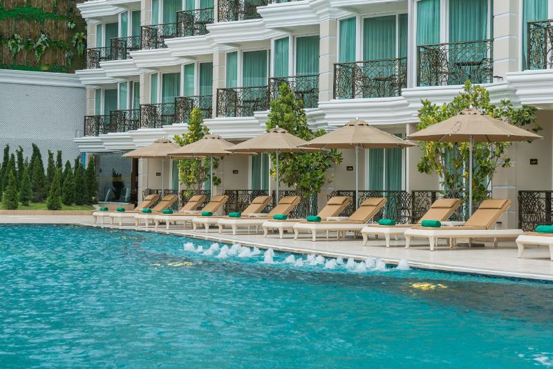 Photo of LK Emerald Beach, 5-star hotel in North Pattaya