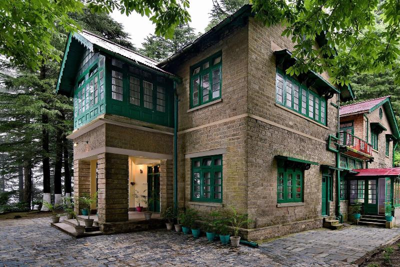 Photo of Brij Villa, Dalhousie - A Colonial Luxury Retreat, 4-star hotel in Dalhousie (and vicinity)