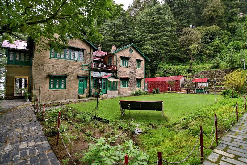 Photo of Brij Villa, Dalhousie - A Colonial Luxury Retreat, 4-star hotel in Dalhousie (and vicinity)