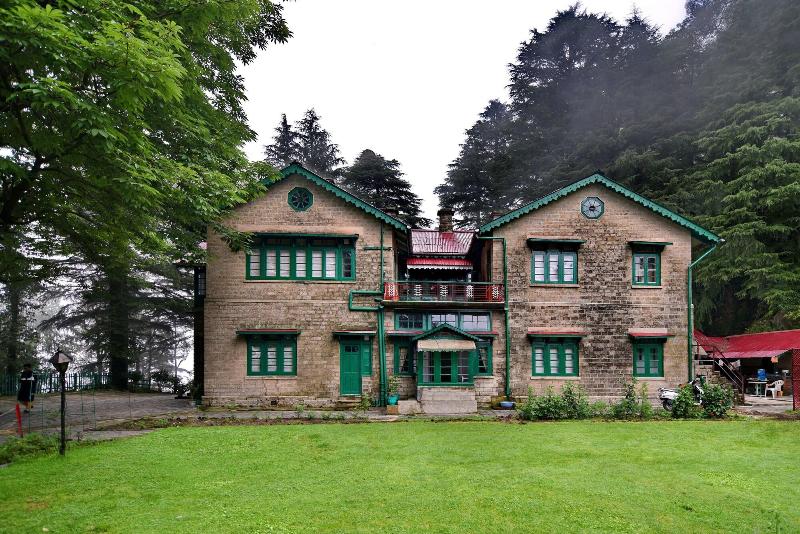 Photo of Brij Villa, Dalhousie - A Colonial Luxury Retreat, 4-star hotel in Dalhousie (and vicinity)