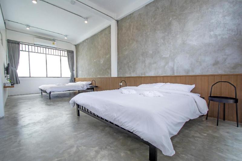 Photo of Lost Inn BKK hotel in Bang Khun Phrom