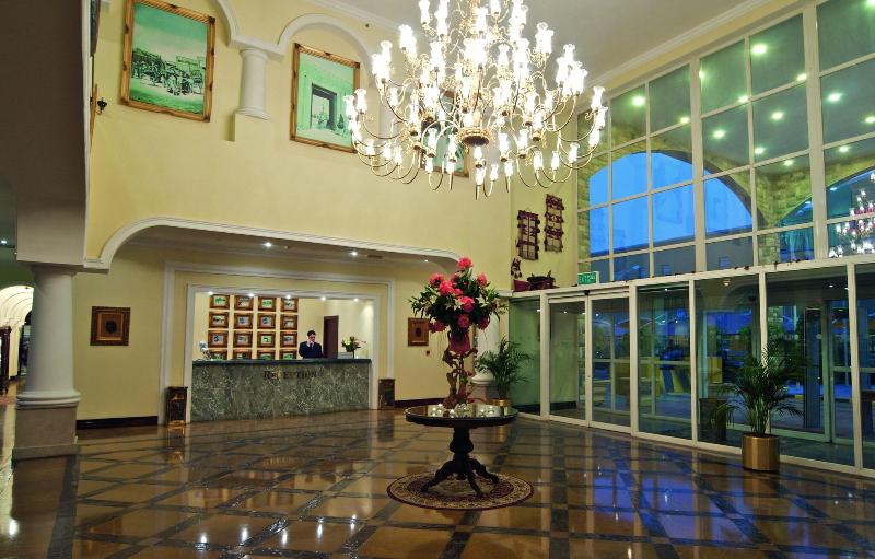 Photo of Montrose A Mayfair Collection Hotel, 5-star hotel in Kuwait City (and vicinity)
