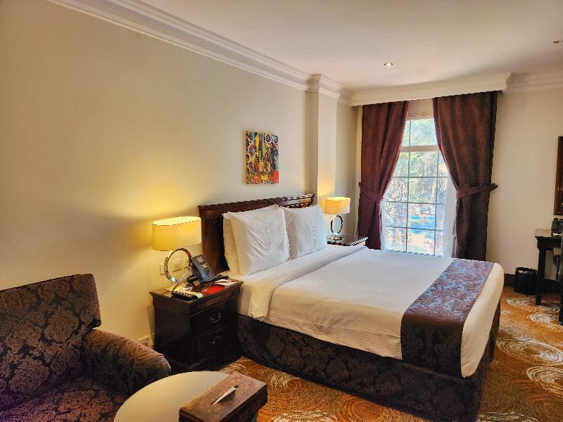 Photo of Montrose A Mayfair Collection Hotel, 5-star hotel in Kuwait City (and vicinity)
