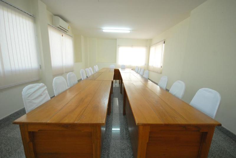 Photo of OYO 859 Golden Land Hotel, 3-star hotel in Chiang Rai