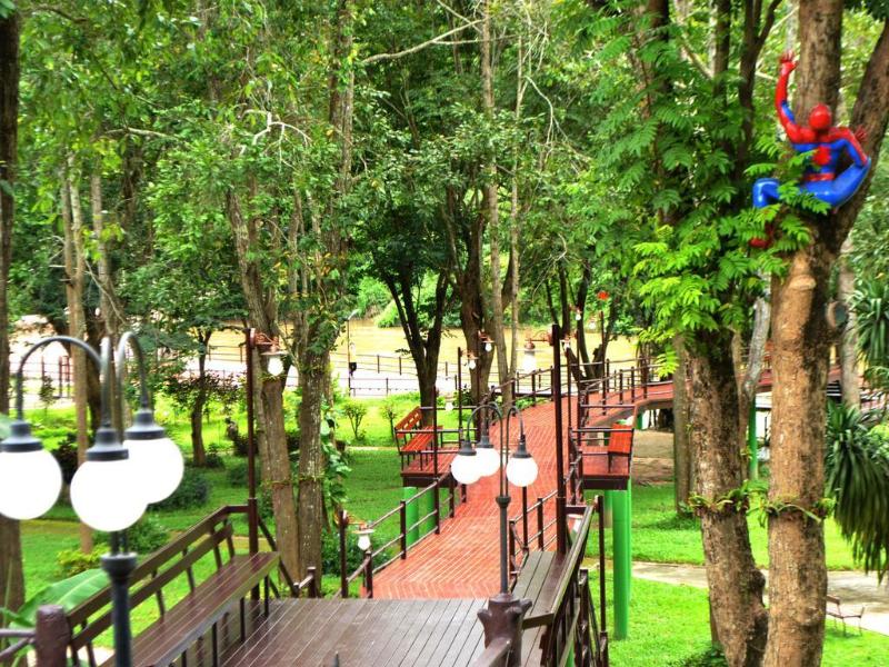 Photo of Pung-waan Resort Kanchanaburi, 3-star hotel in Kanchanaburi (province)