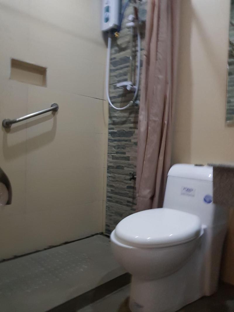 Photo of Sleep and Stay Hotel, 3-star hotel in Olongapo