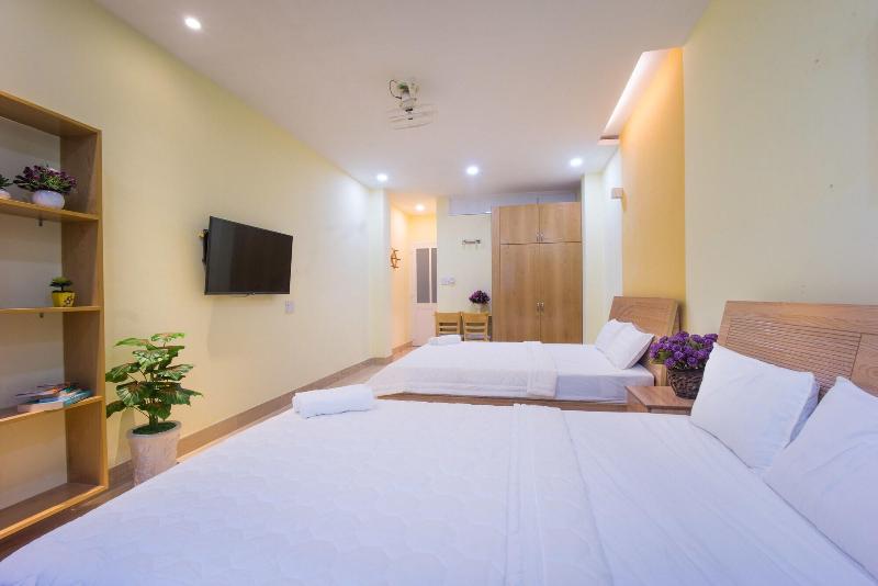 Language Exchange Hostel 1, Singapore