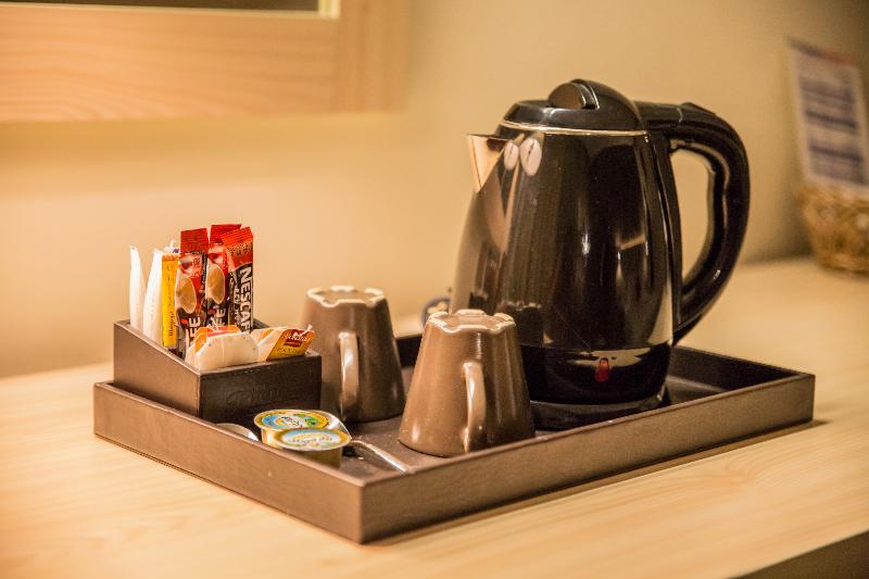 Photo of Saffron Hotel, 4-star hotel in Al Muraqqabat