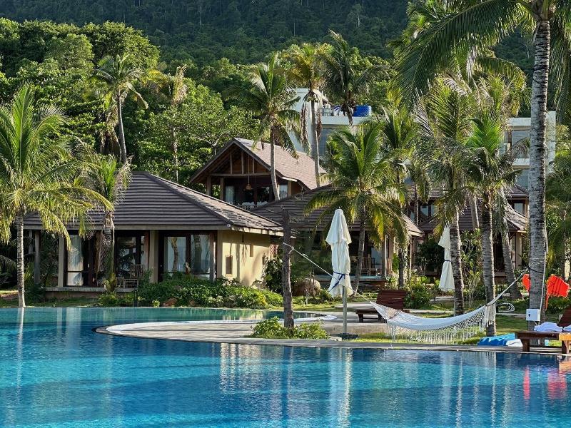 The Pier Phu Quoc Resort, Singapore