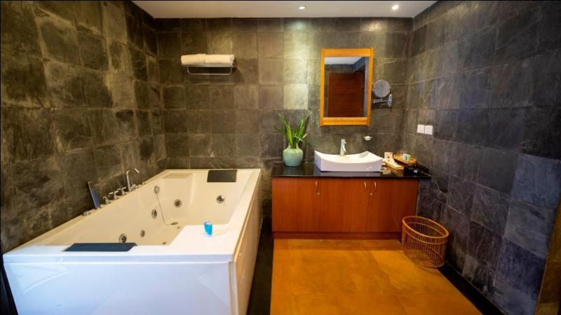 Photo of Bonjour Bonheur Ocean Spray, 4-star hotel in Pondicherry (and vicinity)