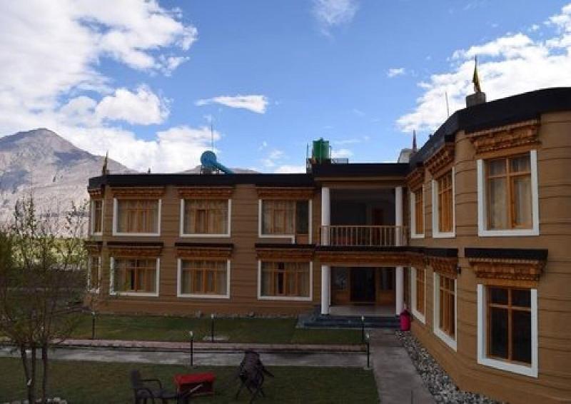 Hotel Grand Nubra exterior, 3-Star hotel in Leh