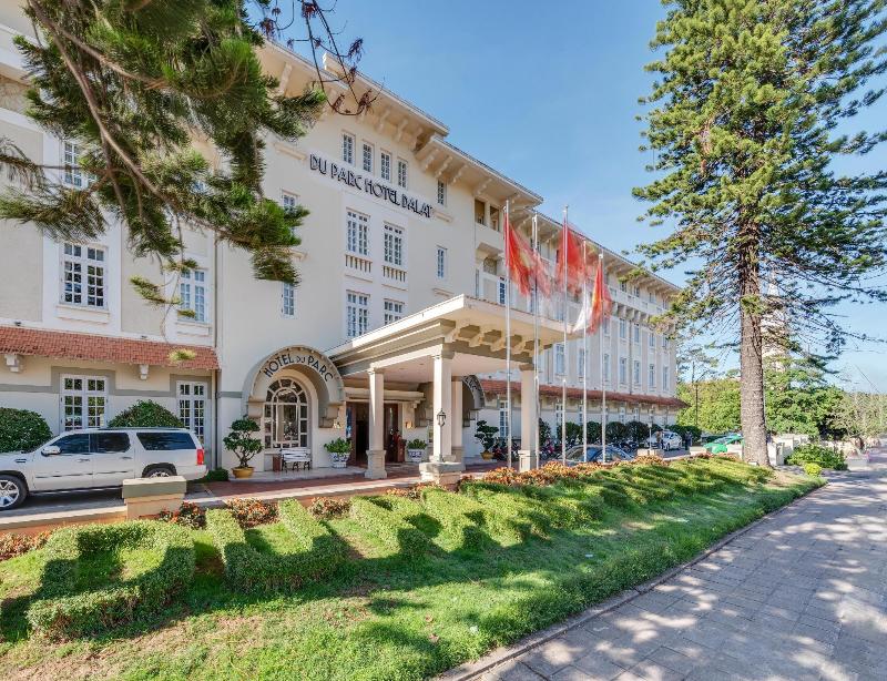 Du Parc Hotel Dalat, Singapore