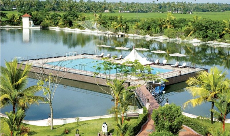Photo of Sterling Lake Palace Alleppey, 5-star hotel in Alappuzha