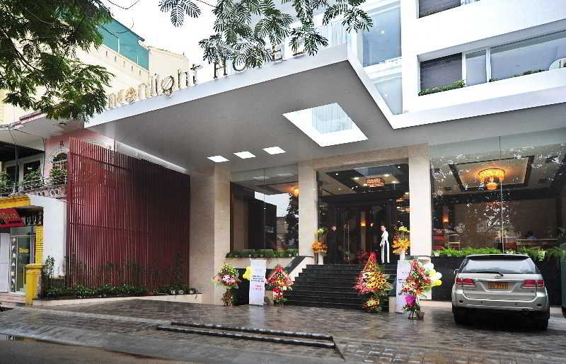 Moonlight Hotel Hue, Singapore