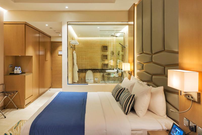 Royal Central Hotel and Resort – The Palm, Singapore