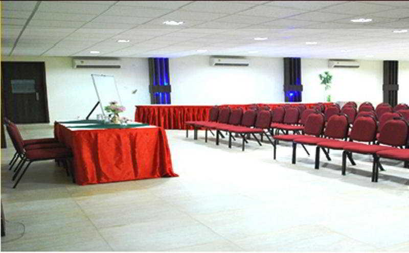 Photo of The Manor Hotel, 3-star hotel in Aurangabad