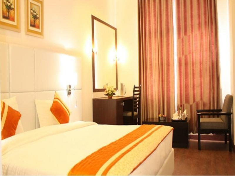 Photo of The Manor Hotel, 3-star hotel in Aurangabad