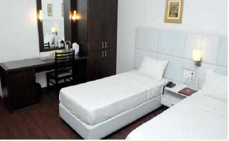 Photo of The Manor Hotel, 3-star hotel in Aurangabad