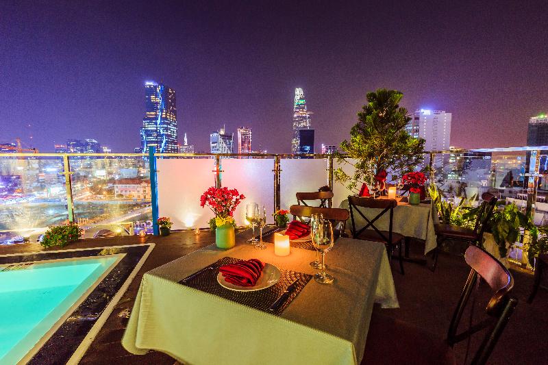 Happy Life Grand Hotel & Sky Bar, Singapore