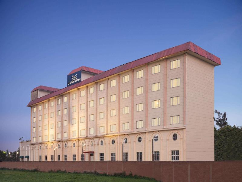 Photo of Nidhivan Sarovar Portico Vrindavan, 4-star hotel in Mathura (and vicinity)