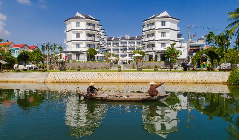 Gem Riverside Hotel Hoi An, Singapore