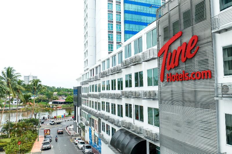 Tune Hotel - Waterfront Kuching, Singapore