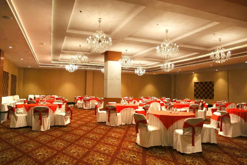 Photo of Ramada by Wyndham Jamshedpur, 3-star hotel in Jamshedpur