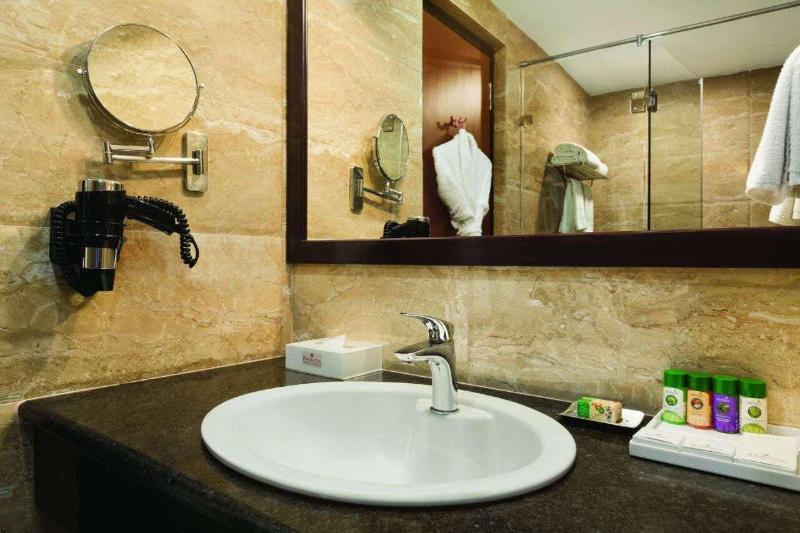 Photo of Ramada by Wyndham Jamshedpur, 3-star hotel in Jamshedpur