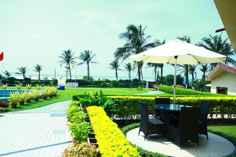 Photo of Hotel Holiday Resort, 3-star hotel in Puri