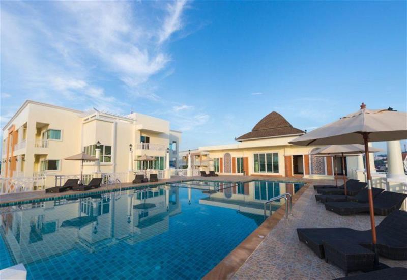 Photo of Krabi Front Bay Resort, 4-star hotel in Downtown Krabi