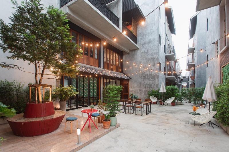 Photo of House of Papa Bangkok, 3-star hotel in Bangkok