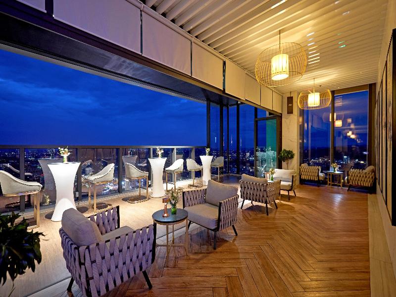 Meliá Vinpearl Thanh Hoa, Singapore