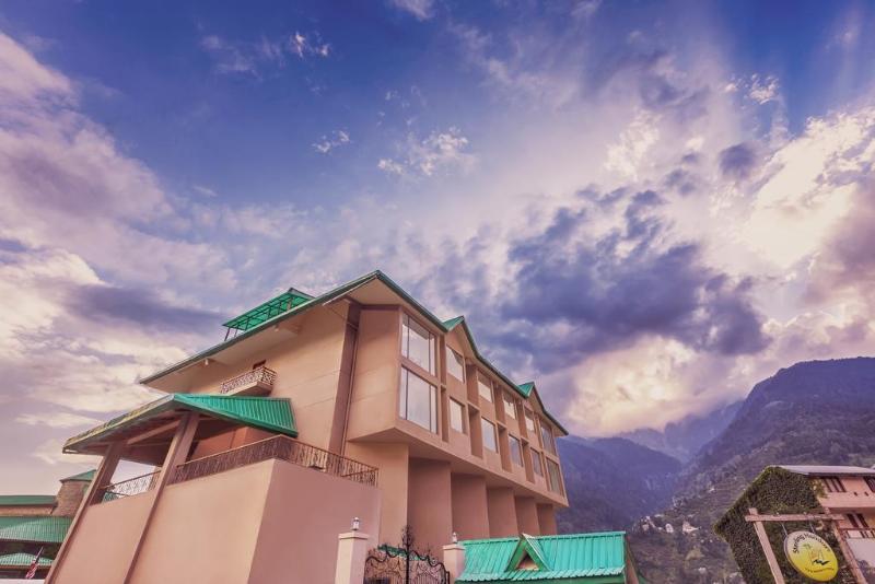 Photo of Sterling Manali, 4-star hotel in Manali (and vicinity)