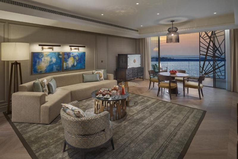 Mandarin Oriental Jumeira, Dubai, Singapore