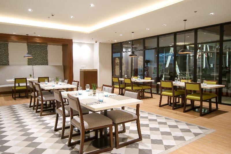 Photo of Hotel Lucky Chinatown Binondo Manila, 4-star hotel in Chinatown